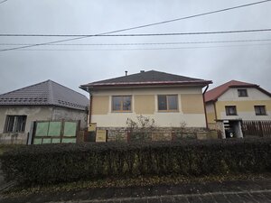 Na predaj priestranný rodinný dom v Mokrej Lúke - D013LSM — foto 1