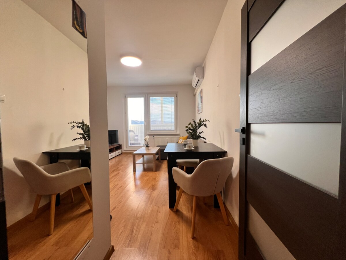 Na prenájom priestranný 1 izbový byt –Banská Bystrica, Pieninská ulica — foto 12