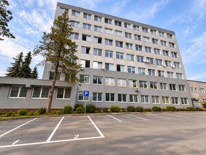 Na prenájom 1-izbový byt s parkovacím miestom – Banská Bystrica, Majer — foto 12