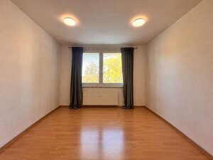 Na predaj priestranný 3-izbový byt - Detva, Námestie Mieru 3B008RG — foto 7
