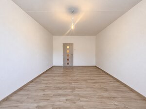 Na predaj 3 izbový byt - Banská Bystrica — foto 8