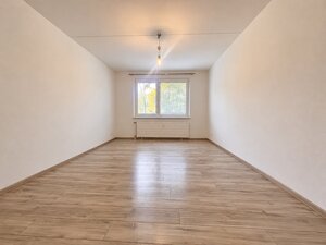 Na predaj priestranný 3 izbový byt - Banská Bystrica, Sásová — foto 14