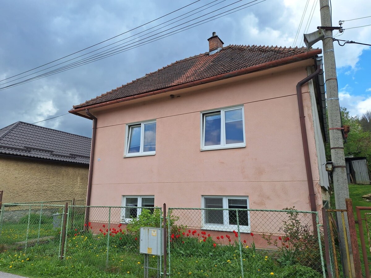 Predané!!! Na predaj Rodinný dom Lúčky-Kúpele so stavebným pozemkom! — foto 3