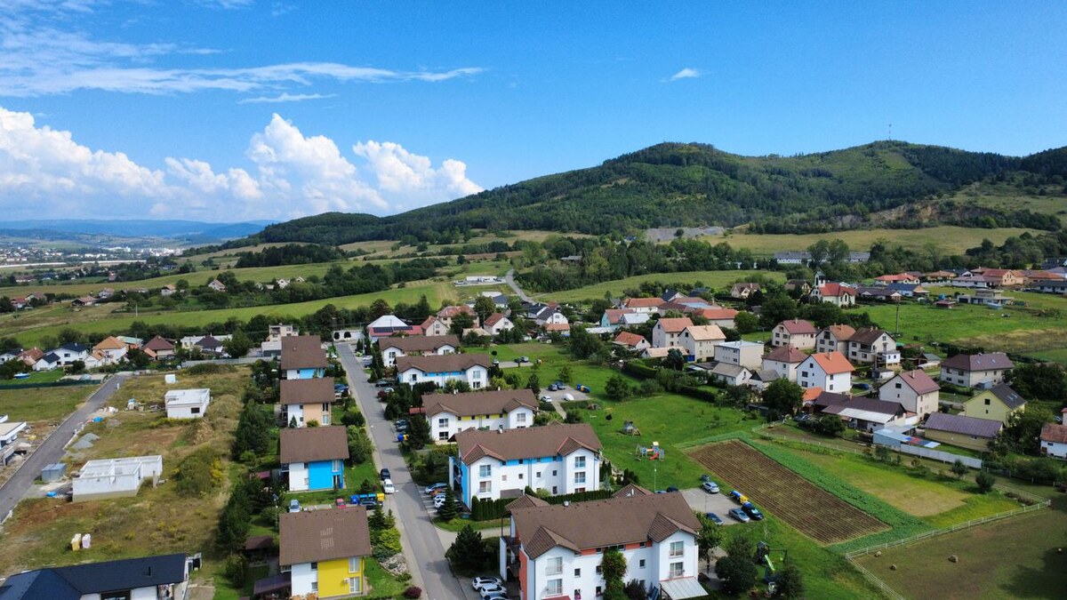 NÍZKA CENA/KONCOVÝ POZEMOK Na predaj s projektom a sieťami Stožok — foto 13