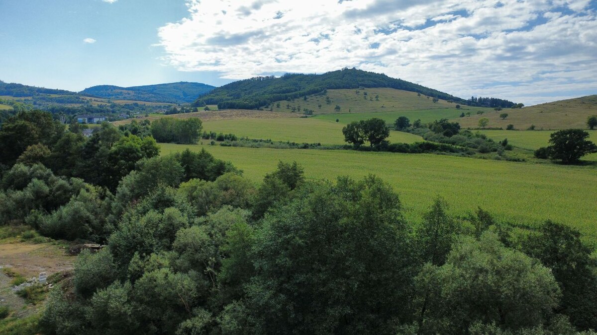 NÍZKA CENA/KONCOVÝ POZEMOK Na predaj s projektom a sieťami Stožok — foto 4