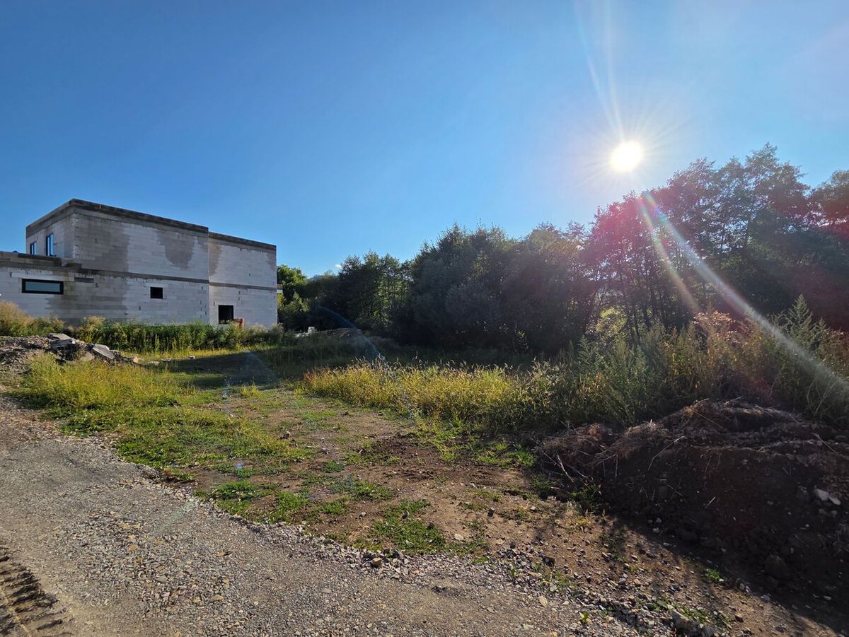 NÍZKA CENA/KONCOVÝ POZEMOK Na predaj s projektom a sieťami Stožok — foto 9