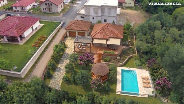 NÍZKA CENA/KONCOVÝ POZEMOK Na predaj s projektom a sieťami Stožok