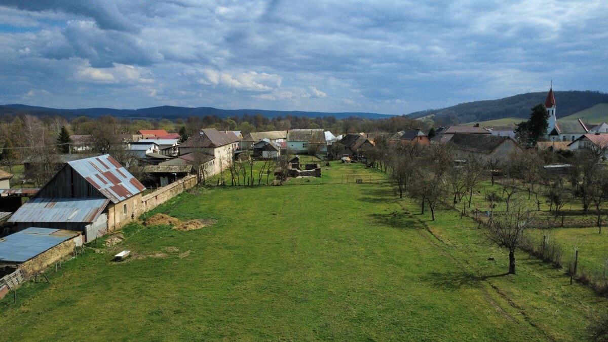Na predaj rodinný dom s veľkým pozemkom v obci Rovňany/okres Poltár — foto 13