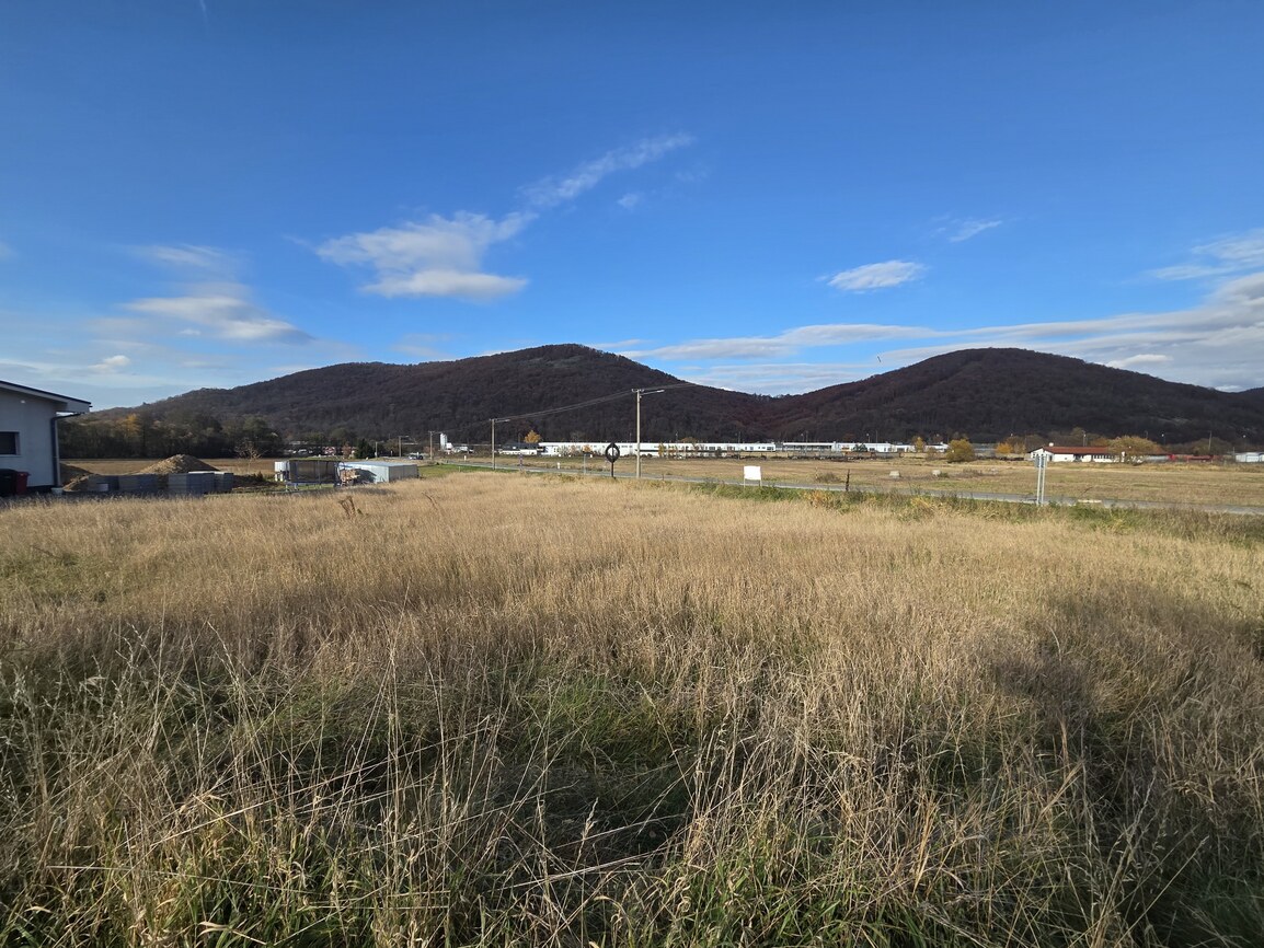 Na predaj investičný stavebný pozemok Stožok - P010JP — foto 7