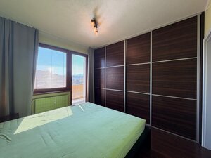 ZNÍŽENÁ CENA!!! Priestranný 3-izbový byt, 72 m² | Karpatská, Sásová — foto 3