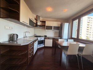 ZNÍŽENÁ CENA!!! Priestranný 3-izbový byt, 72 m² | Karpatská, Sásová — foto 8