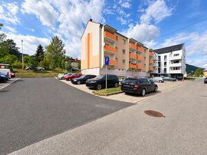 REZERVOVANÝ - 2-IZBOVÝ BYT S VEĽKOU LODŽIOU  – BANIČNÉ — foto 13