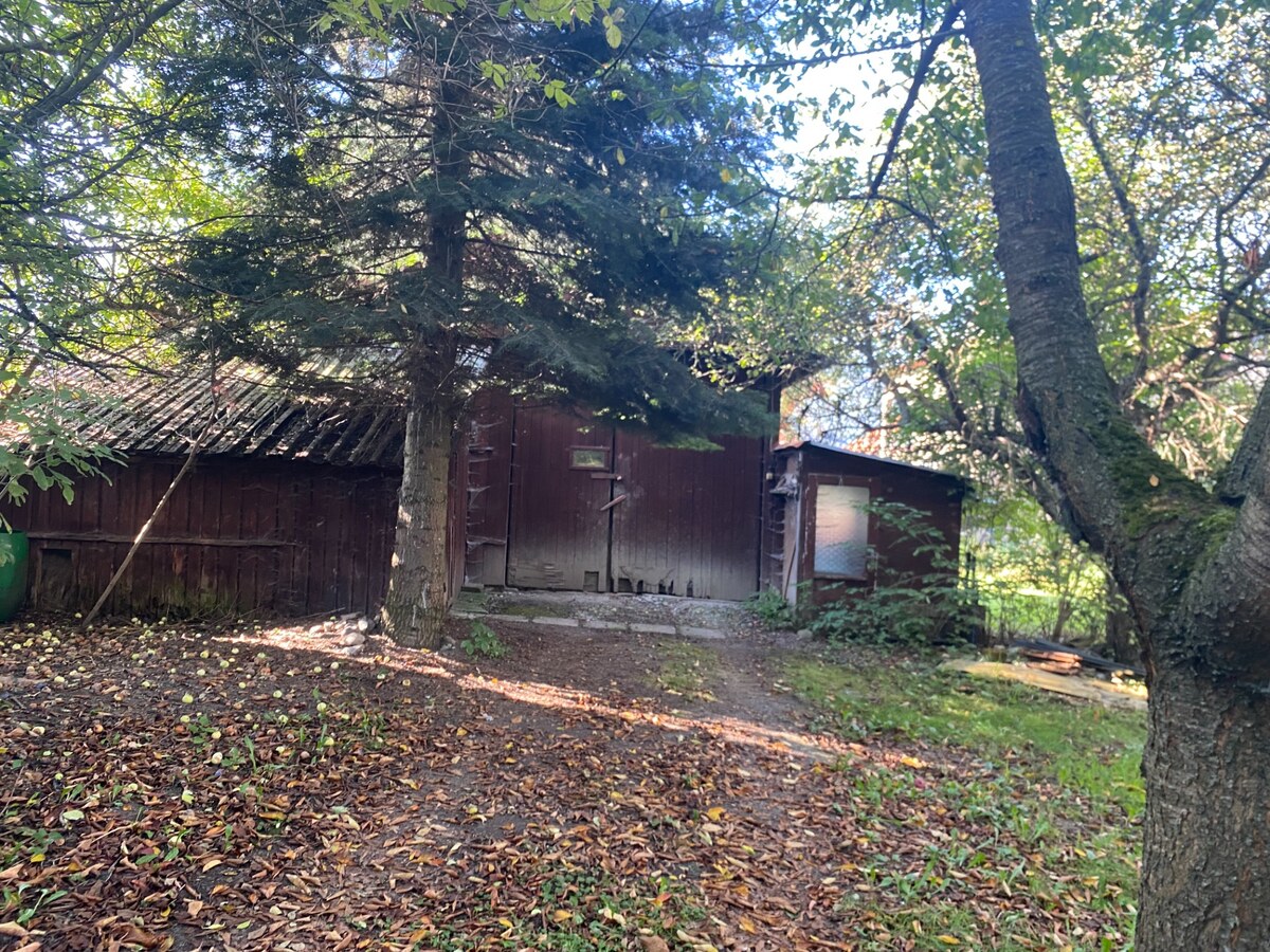 Stavebný ,slnečný pozemok V Liptovskej Porúbke 693m2 — foto 7