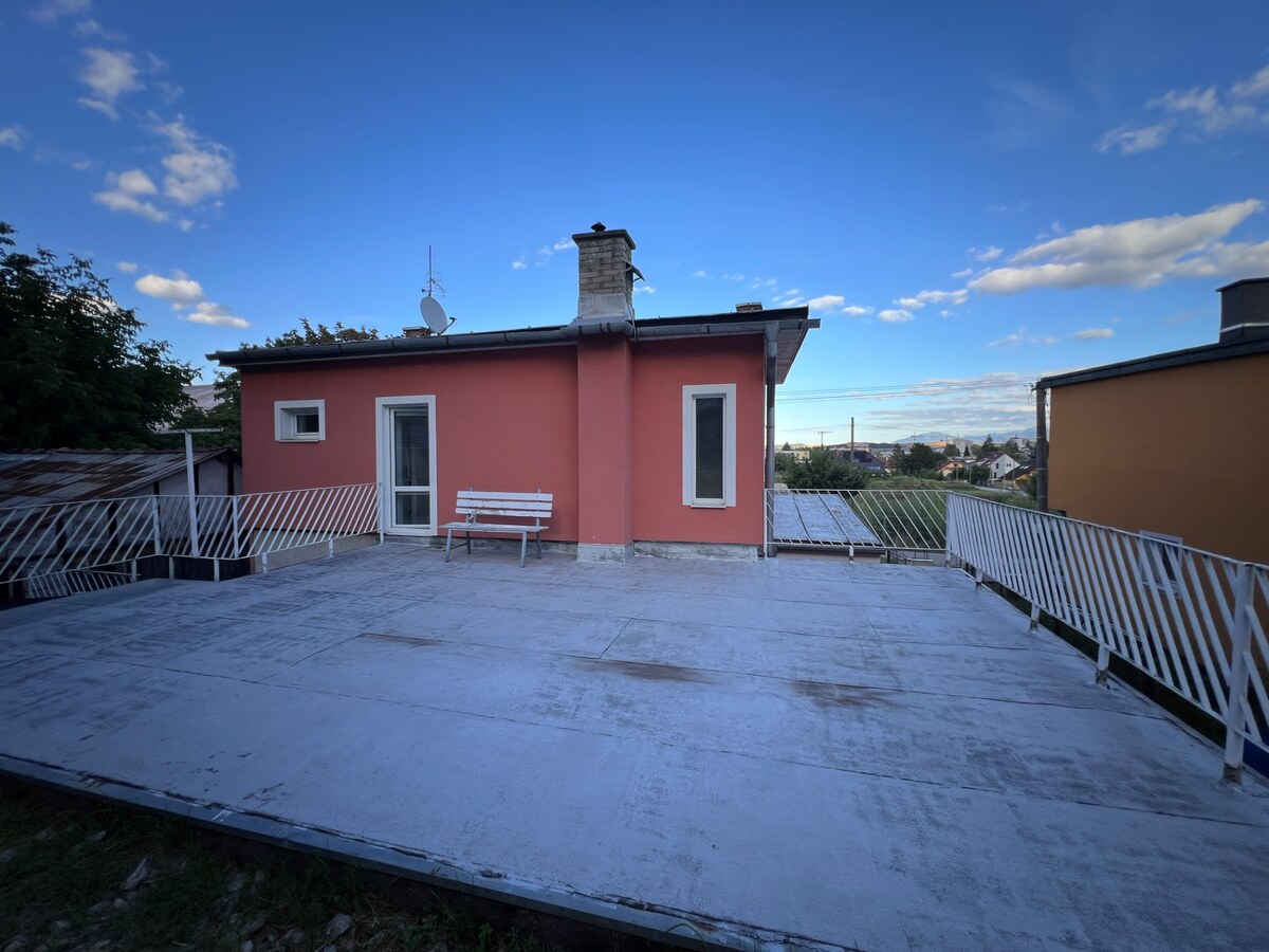 5-izbový rodinný dom s veľkou terasou – Ružomberok, Baničné — foto 14