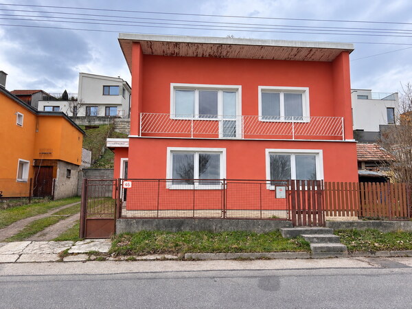 5-izbový rodinný dom s veľkou terasou – Ružomberok, Baničné