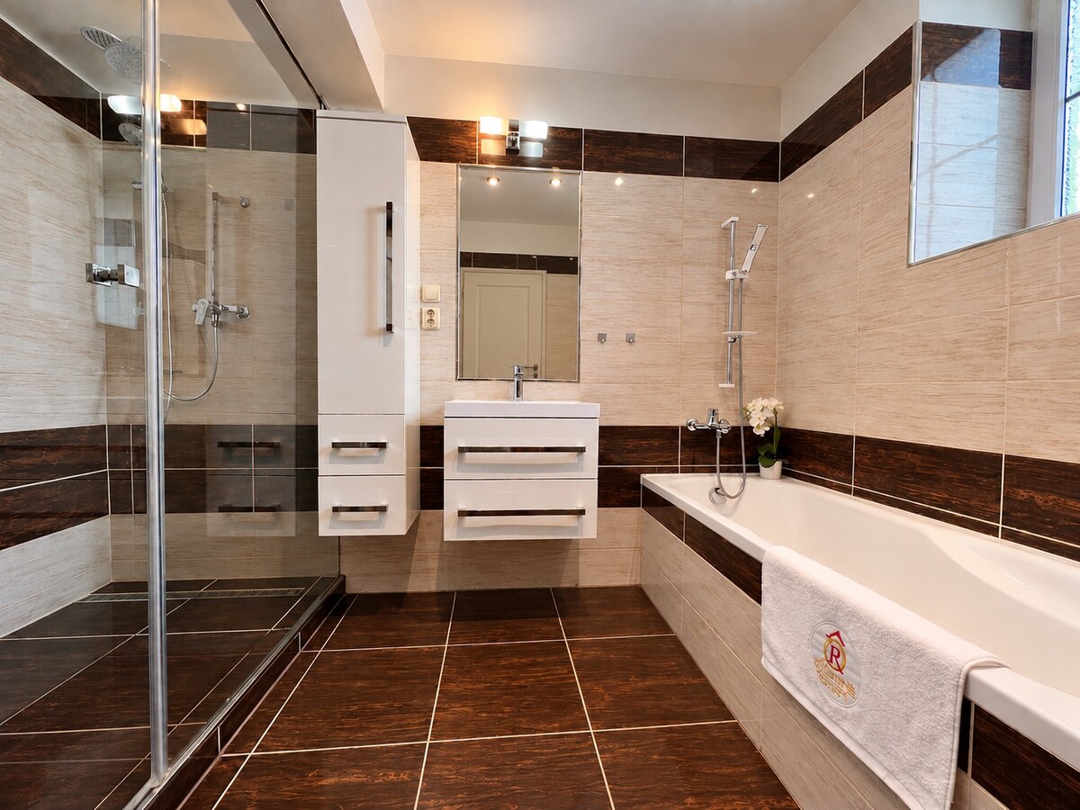 Na predaj veľký 2-izbový byt s balkónom – Banská Bystrica, ČSA — foto 14