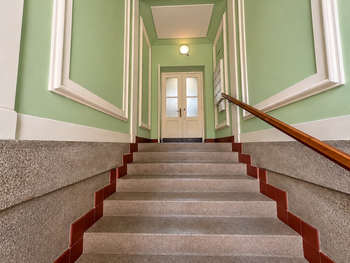 Na predaj veľký 2-izbový byt s balkónom – Banská Bystrica, ČSA — foto 18
