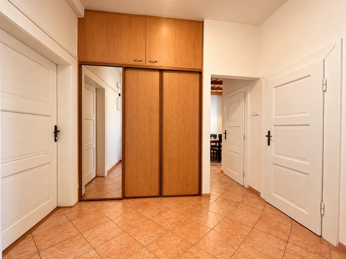 Na predaj veľký 2-izbový byt s balkónom – Banská Bystrica, ČSA — foto 3