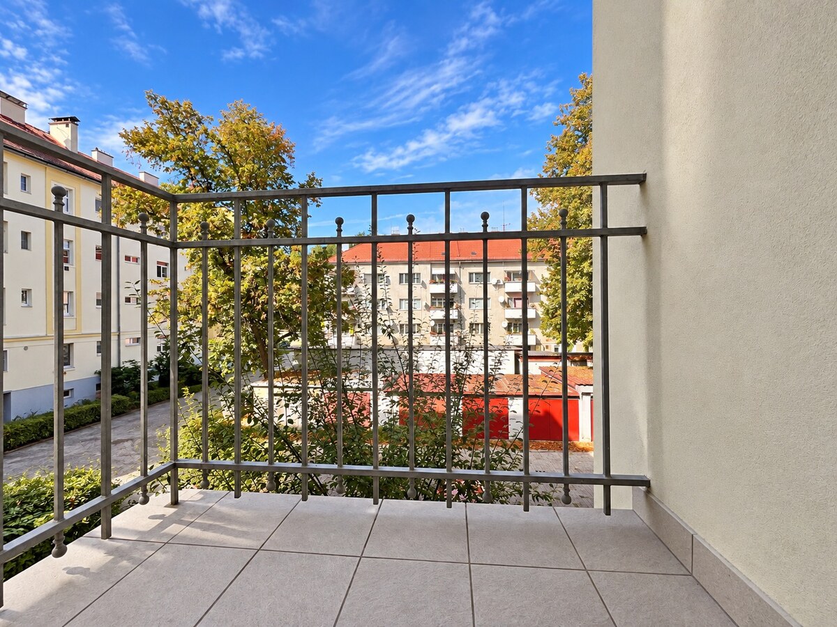 Na predaj veľký 2-izbový byt s balkónom – Banská Bystrica, ČSA — foto 5