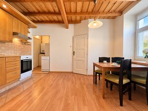 Na predaj veľký 2-izbový byt s balkónom – Banská Bystrica, ČSA — foto 12