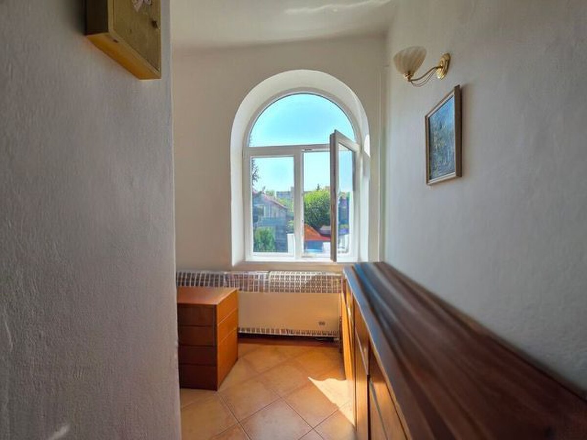 ZNÍŽENÁ CENA/Na predaj veľký 5 izbový byt Lučenec centrum, 5B004JPh — foto 4