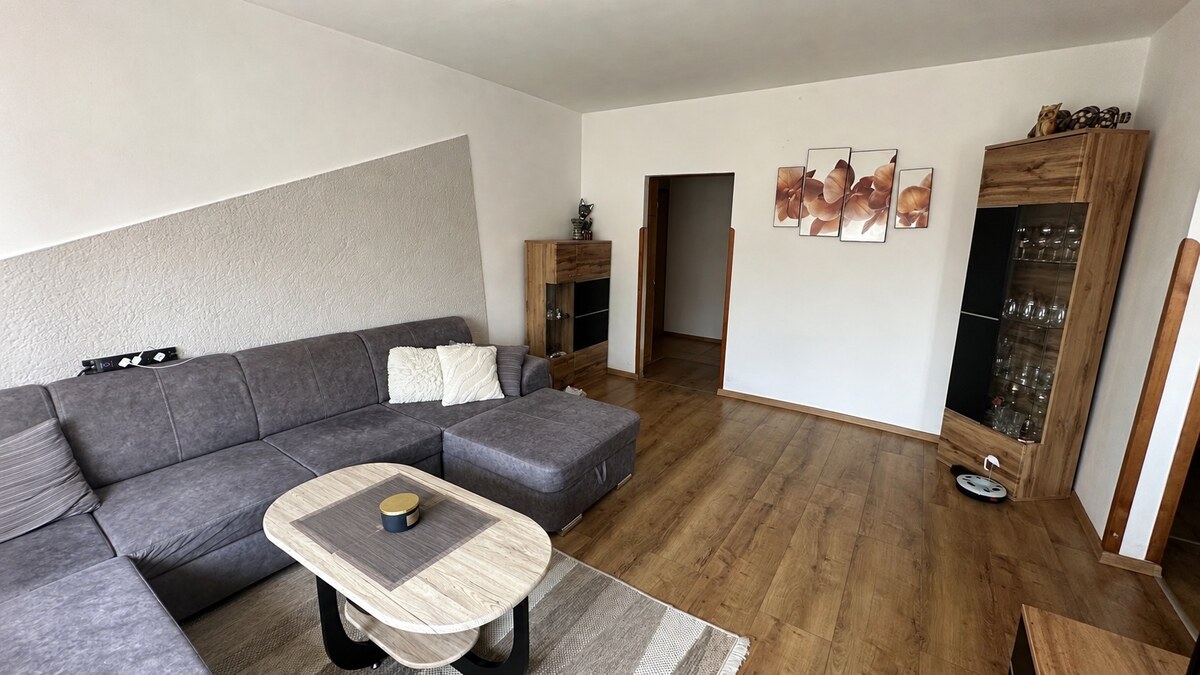 3-IZBOVÝ BYT S PRIESTRANNOU ZASKLENOU LOGGIOU – Liptovský Mikuláš — foto 4