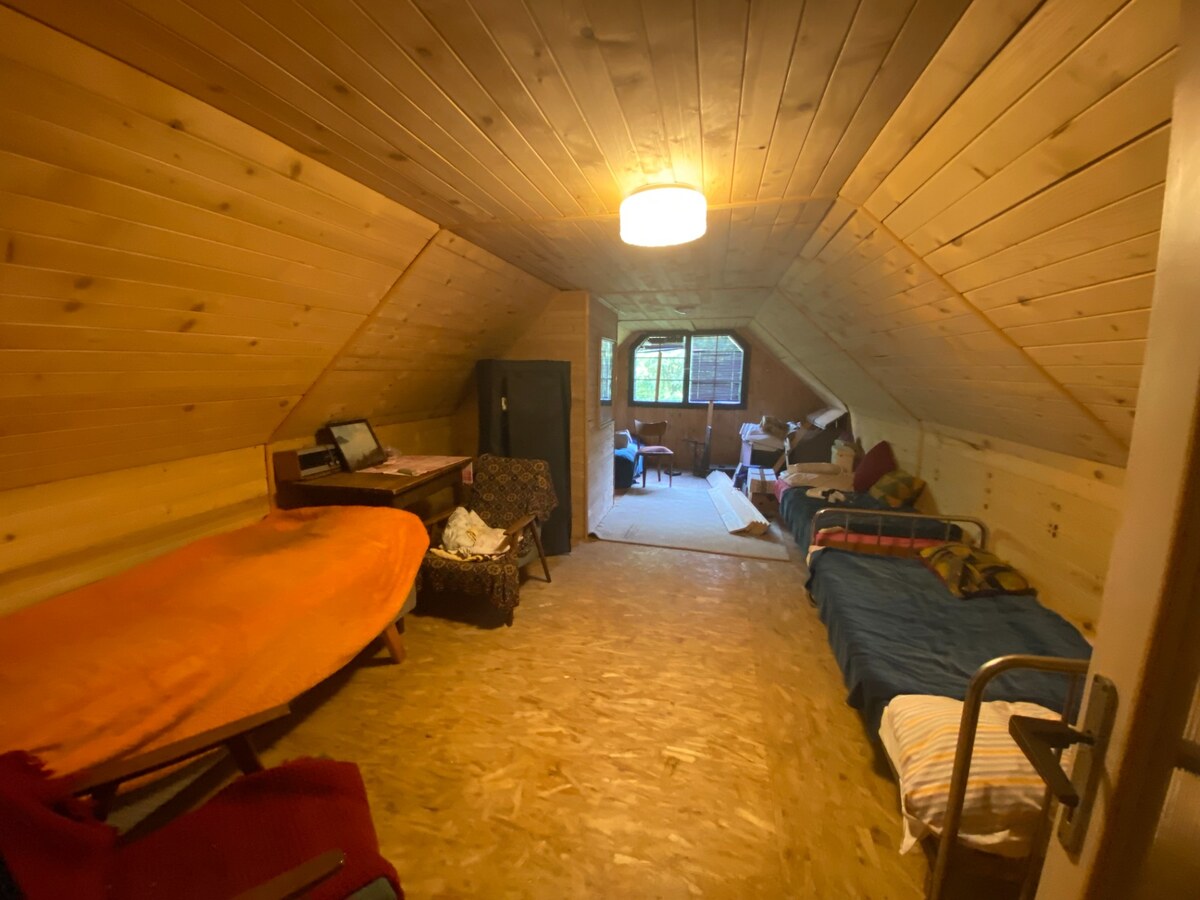 Chalupa v Liptovskej Anne na pozemku 1 417 m² s možnosťou výstavby — foto 14