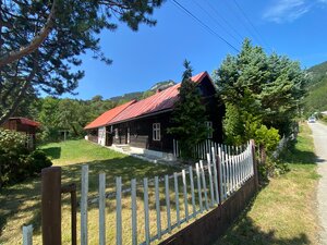 Chalupa v Liptovskej Anne na pozemku 1 417 m² s možnosťou výstavby — foto 4