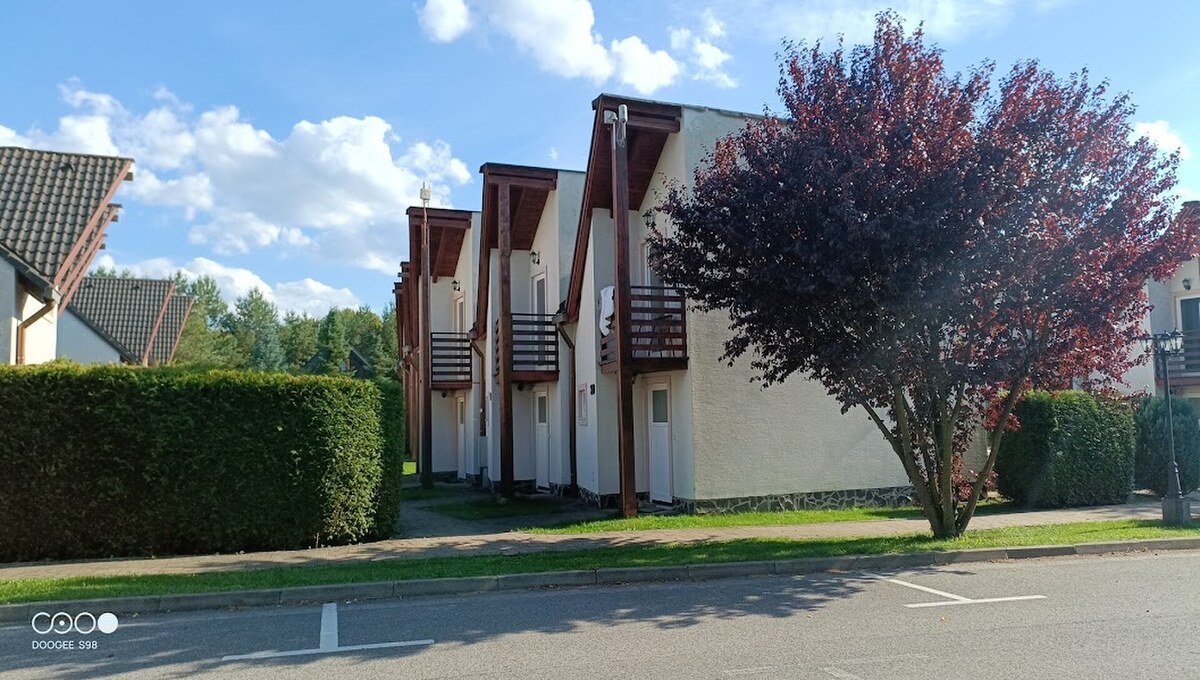 INVESTIČNÝ REKREAČNÝ APARTMÁN V HOLIDAY VILLAGE TATRALANDIA | 59,24 m2 — foto 2