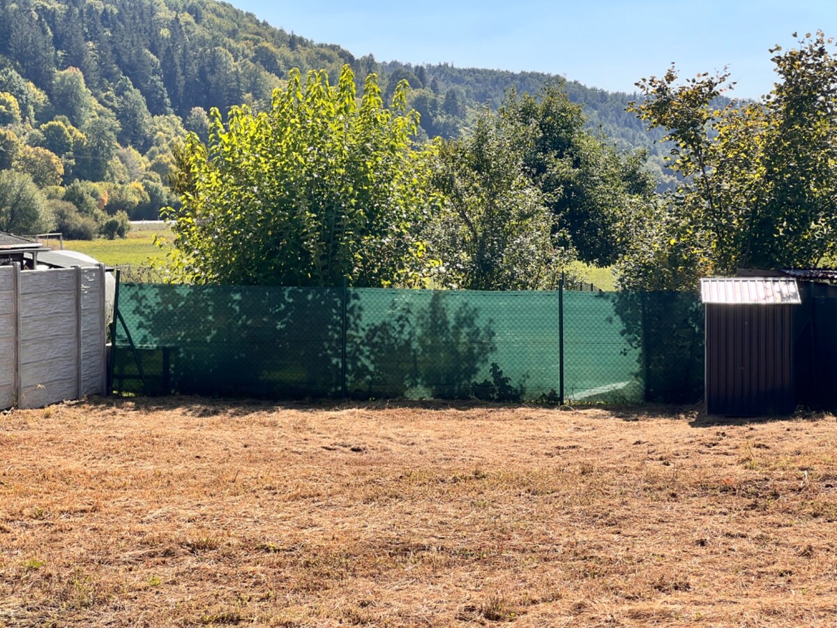 Na predaj pozemok s projektom a stavebným povolením- Sebedín-Bečov — foto 4