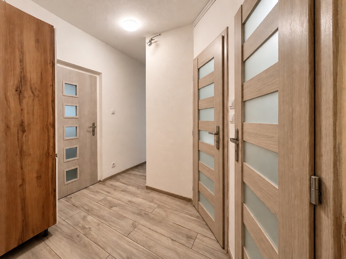 Na prenájom 3-izbový byt s balkónom - Banská Bystrica/Sásová — foto 8