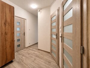 Na prenájom 3-izbový byt s balkónom - Banská Bystrica/Sásová — foto 8