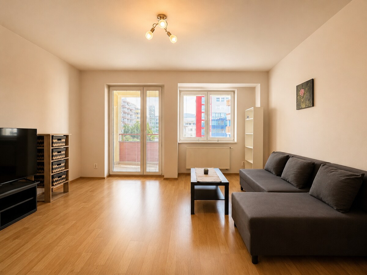 Na prenájom moderný 2-izbový byt s terasou - Belveder, Banská Bystrica — foto 5