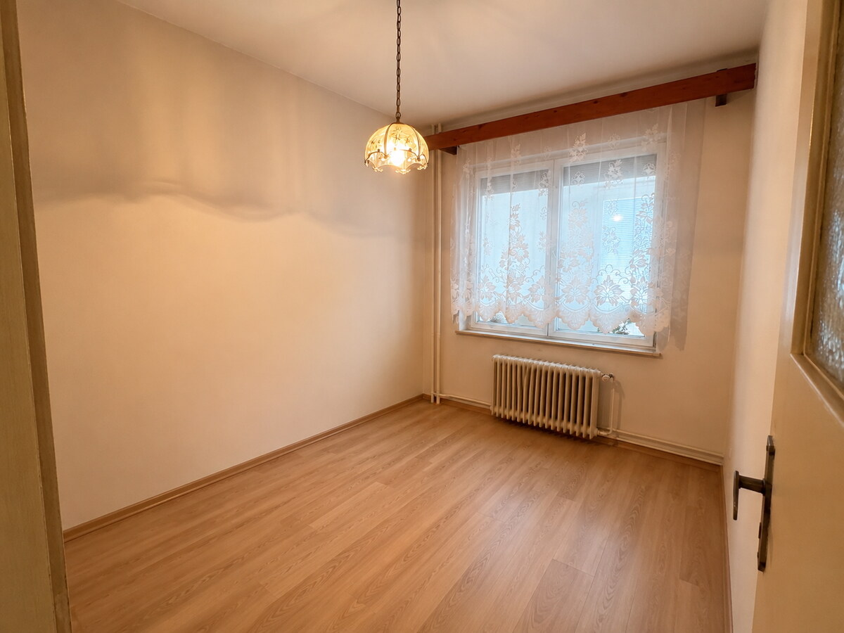 Na Predaj : Rodinný dom za cenu bytu | Likavka — foto 12