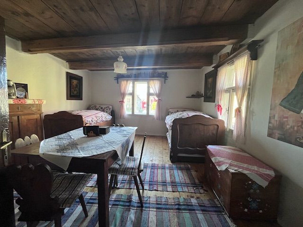 REZERVOVANÉ - Útulná drevenička v tichej časti obce Komjatná — foto 5
