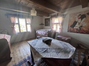 REZERVOVANÉ - Útulná drevenička v tichej časti obce Komjatná — foto 3