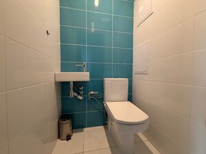 KOMPLETNE ZREKONŠTRUOVANÝ 3-IZBOVÝ BYT S LODŽIOU A KRÁSNYM VÝHĽADOM — foto 12