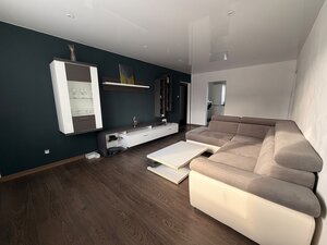 KOMPLETNE ZREKONŠTRUOVANÝ 3-IZBOVÝ BYT S LODŽIOU A KRÁSNYM VÝHĽADOM — foto 15
