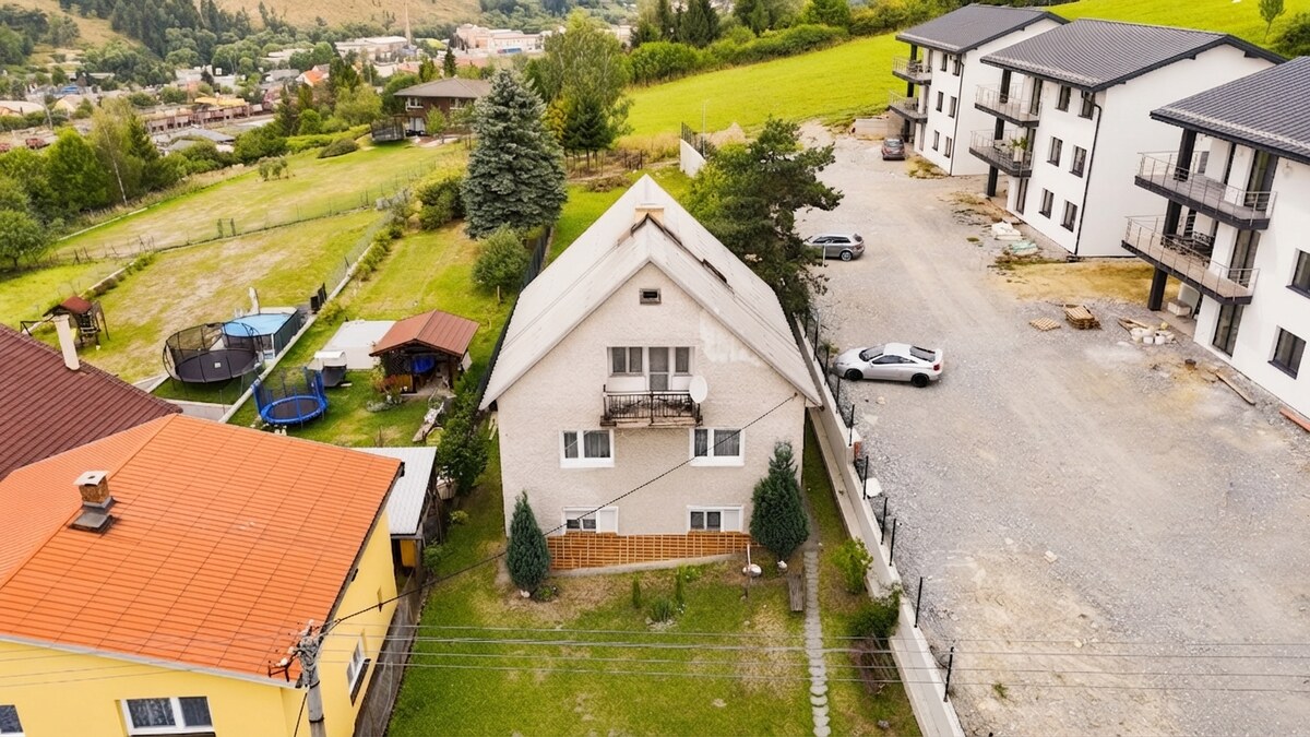 Rodinný dom s veľkým pozemkom 1 121 m² – Čadca, U Ševca