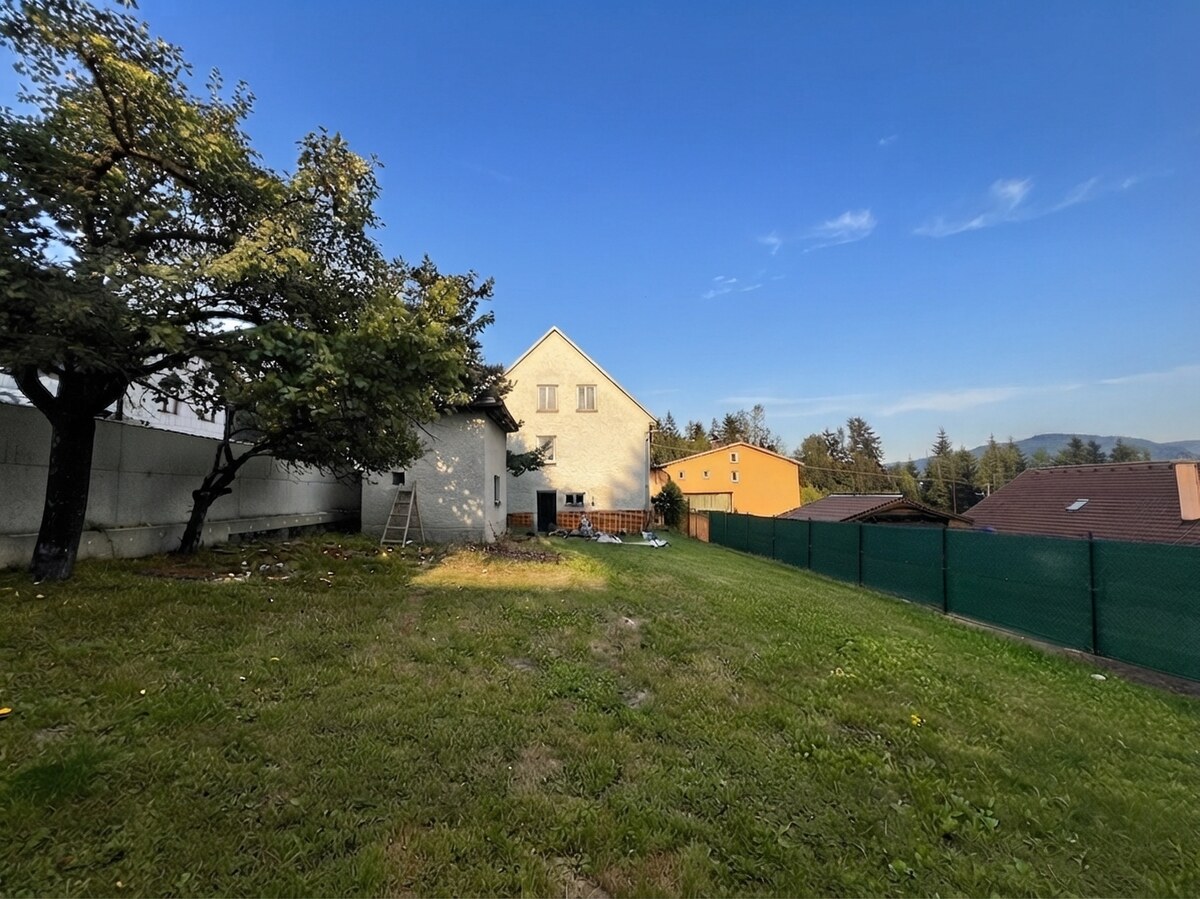 Rodinný dom s veľkým pozemkom 1 121 m² – Čadca, U Ševca — foto 3