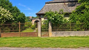 Na predaj vidiecky rodinný dom s pozemkom 1 090 m² - Ľubá/Nové Zámky D — foto 1