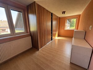 REZERVOVANÝ - Rodinný dom v Liptovských Kľačanoch — foto 12