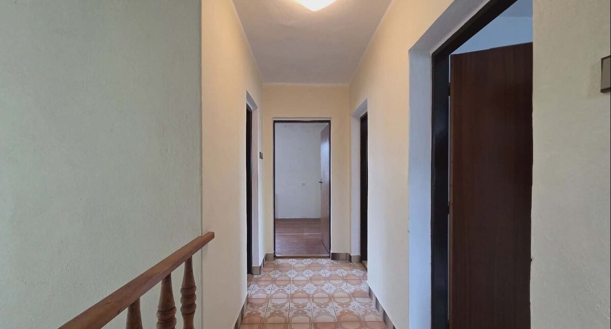 Predané ! Na predaj rodinný dom pri Banskej Štiavnici — foto 15