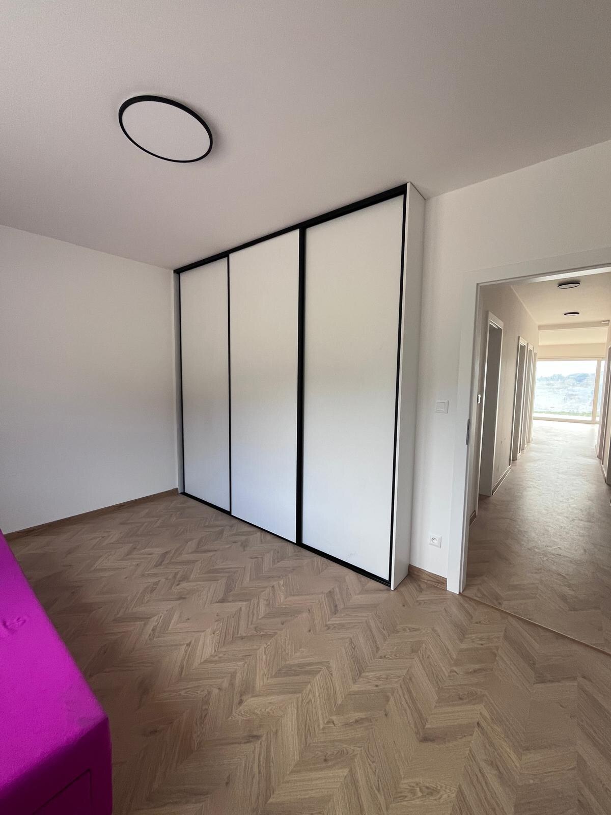 Miesto, kde sa ráno zobúdzate do ticha– 4-izbový rodinný dom pod lesom — foto 13