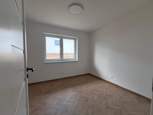 Miesto, kde sa ráno zobúdzate do ticha– 4-izbový rodinný dom pod lesom — foto 15