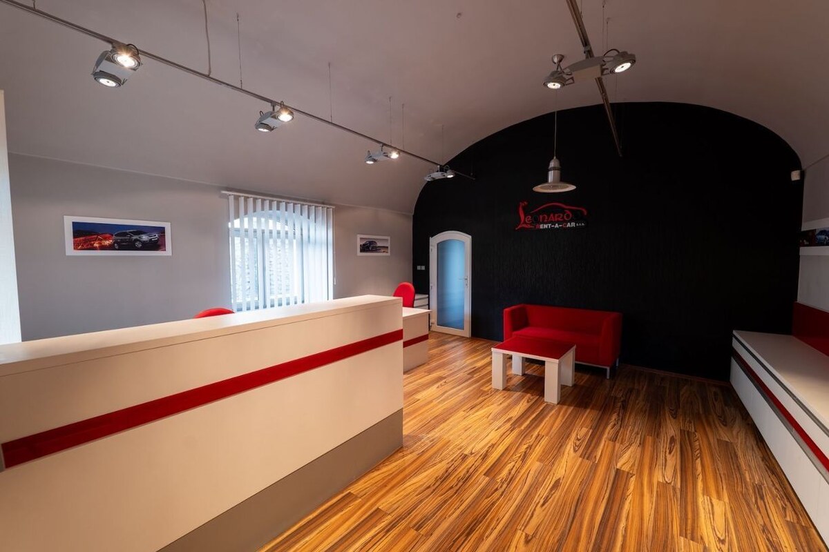 Reprezentatívny meštiansky dom s parkovaním v centre Banskej Bystrice — foto 13