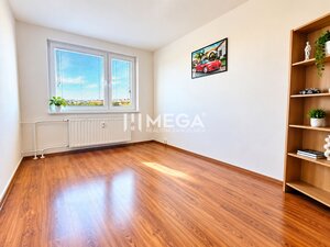 NA PREDAJ : EXKLUZÍVNE 4-izbový byt na sídlisku KVP v Košiciach — foto 6