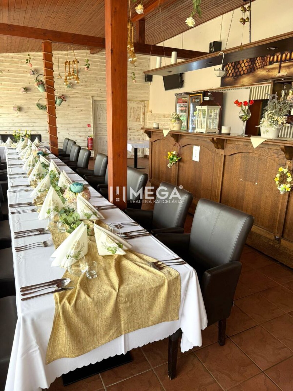 NA PREDAJ PRÉMIOVÉ OBCHODNÉ PRIESTORY REŠTAURÁCIA BARÓNKA VT — foto 10