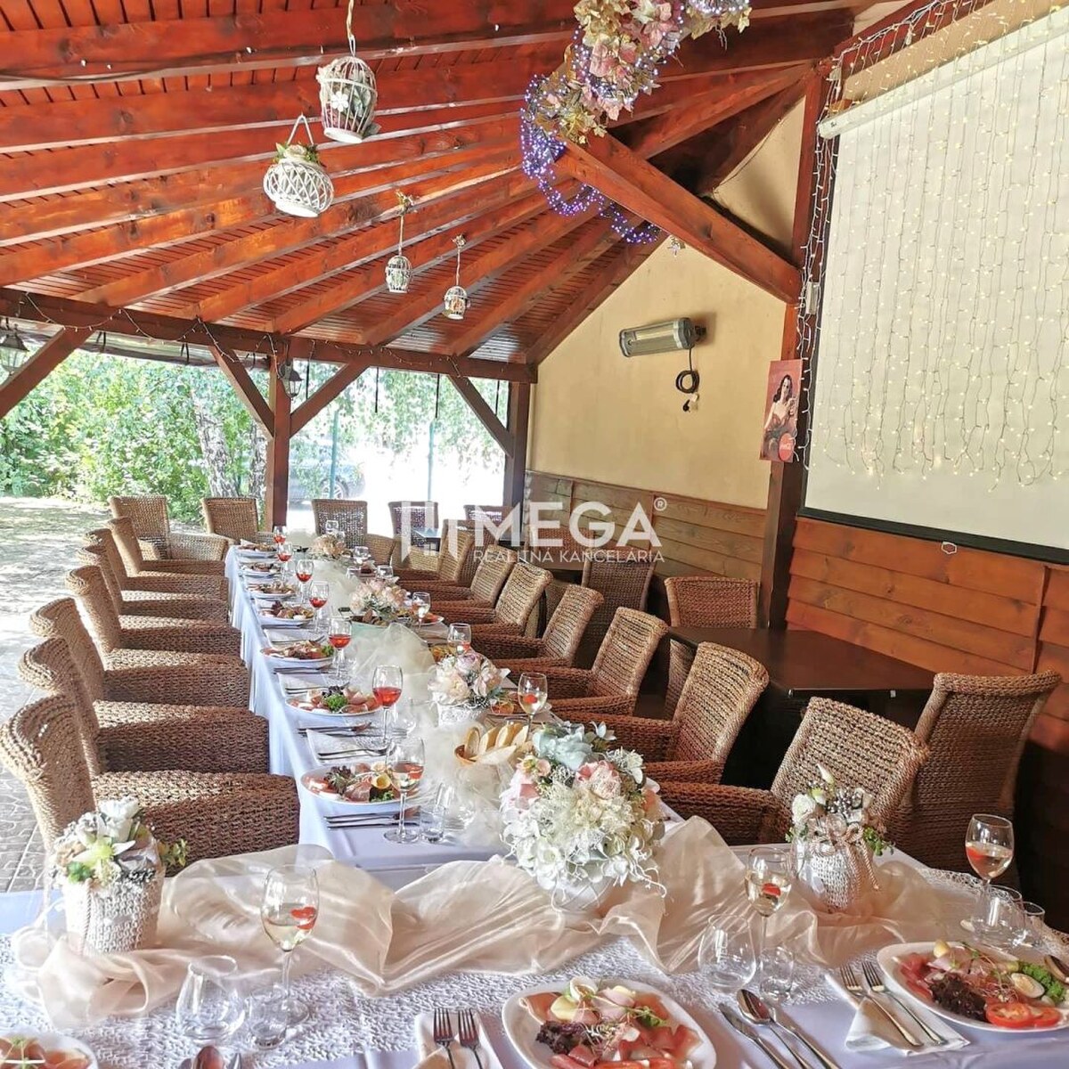 NA PREDAJ PRÉMIOVÉ OBCHODNÉ PRIESTORY REŠTAURÁCIA BARÓNKA VT — foto 5