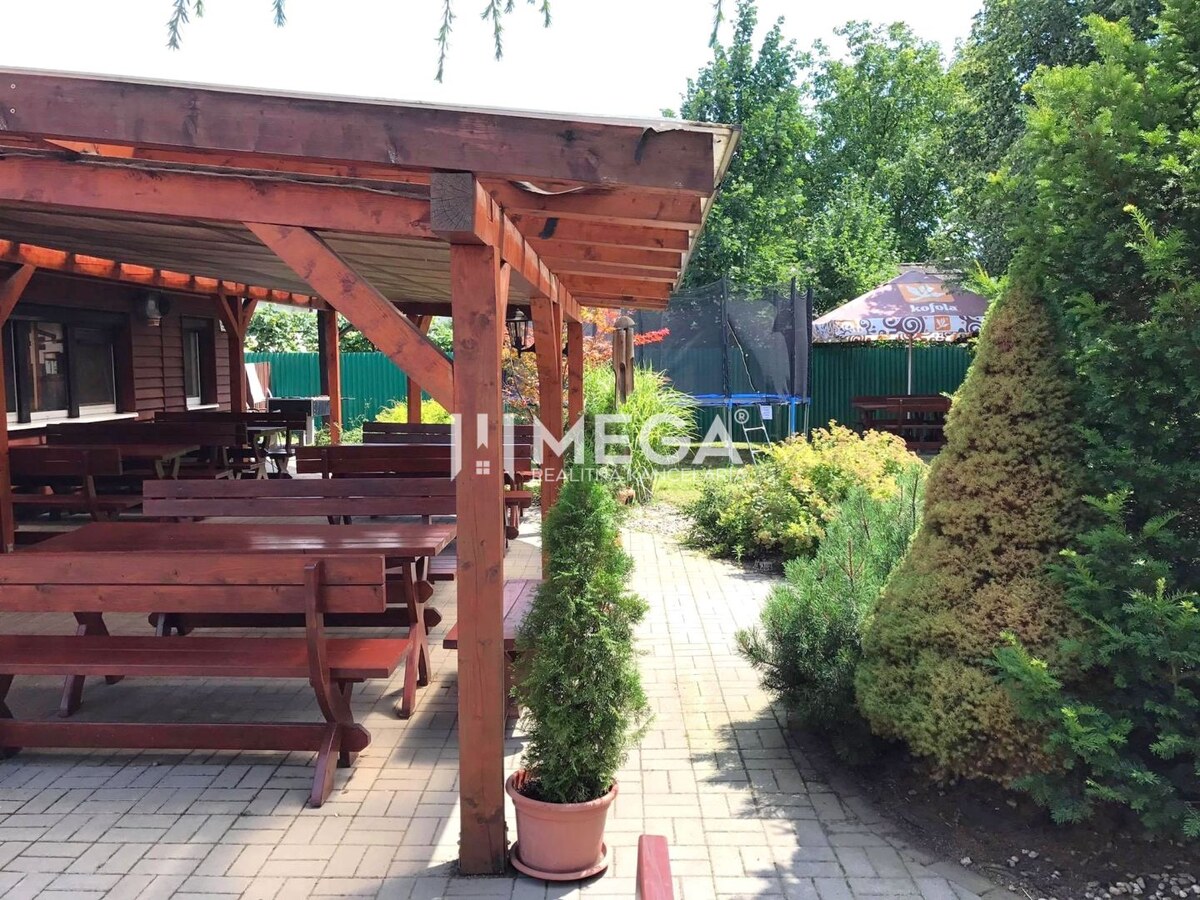 NA PREDAJ PRÉMIOVÉ OBCHODNÉ PRIESTORY REŠTAURÁCIA BARÓNKA VT — foto 6